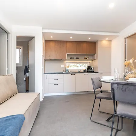 Mobile Oaza Mira 904 Nyaraló *